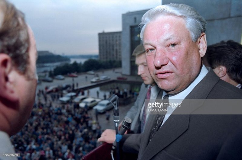 Ельцин в раздумьях о стране