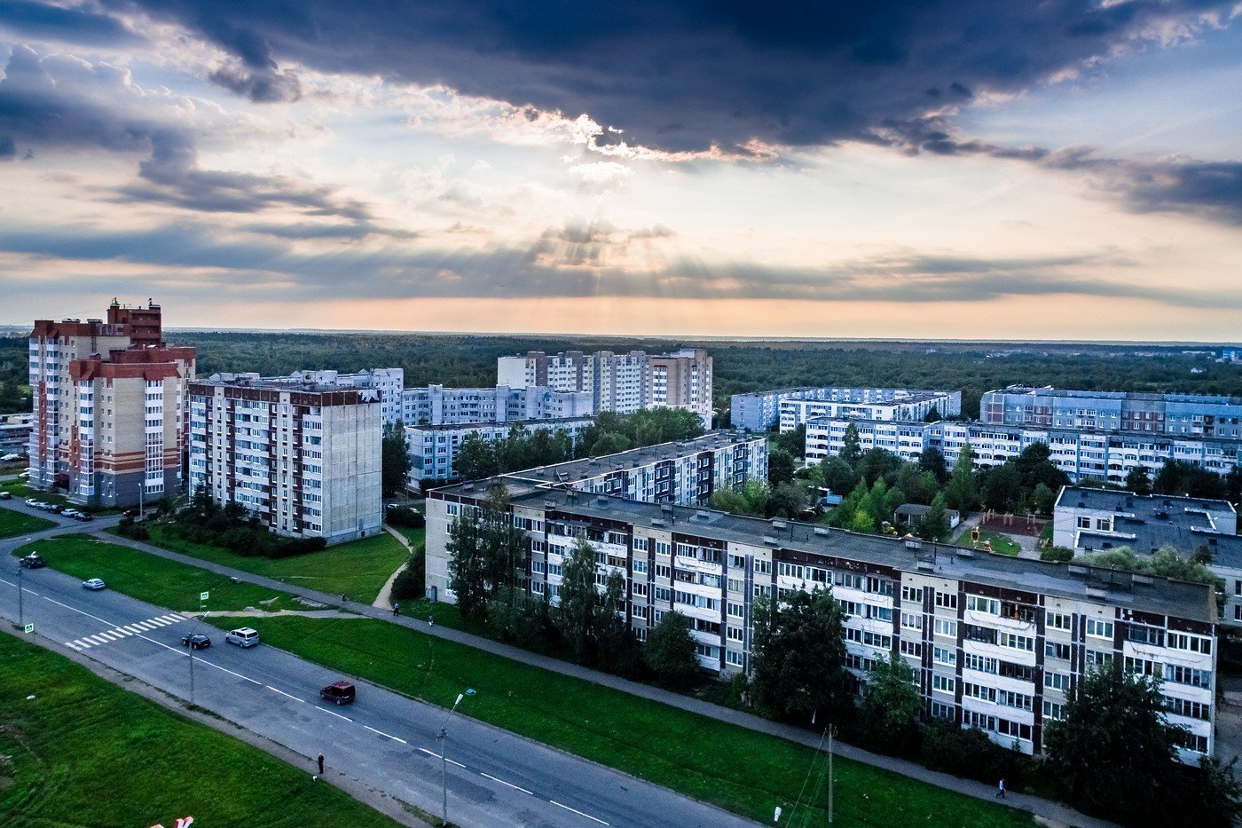 Гатчинский р н. Гатчина современная. Гатчина Высотная. Гатчина современный город. Гатчина с высоты.