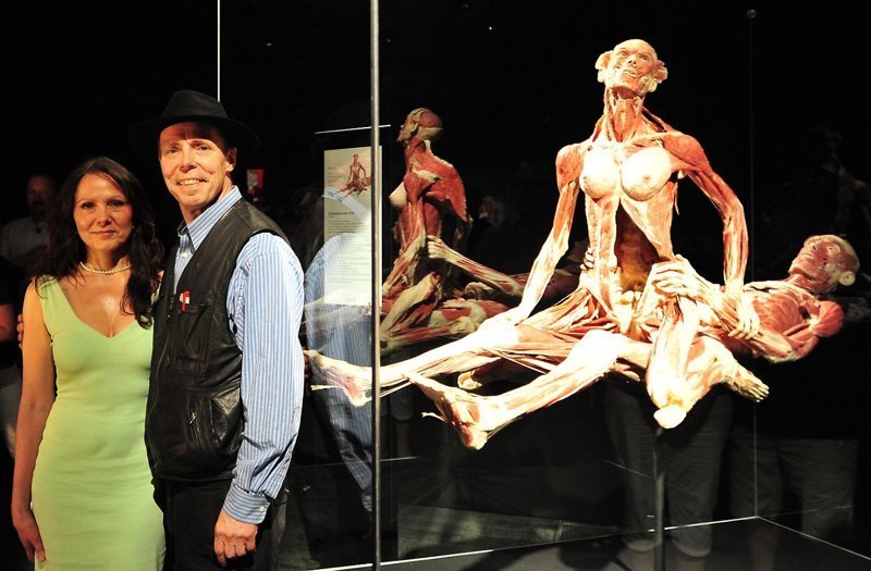 Как умру - не хороните: знаменитый анатом решил стать экспонатом своей выставки трупов