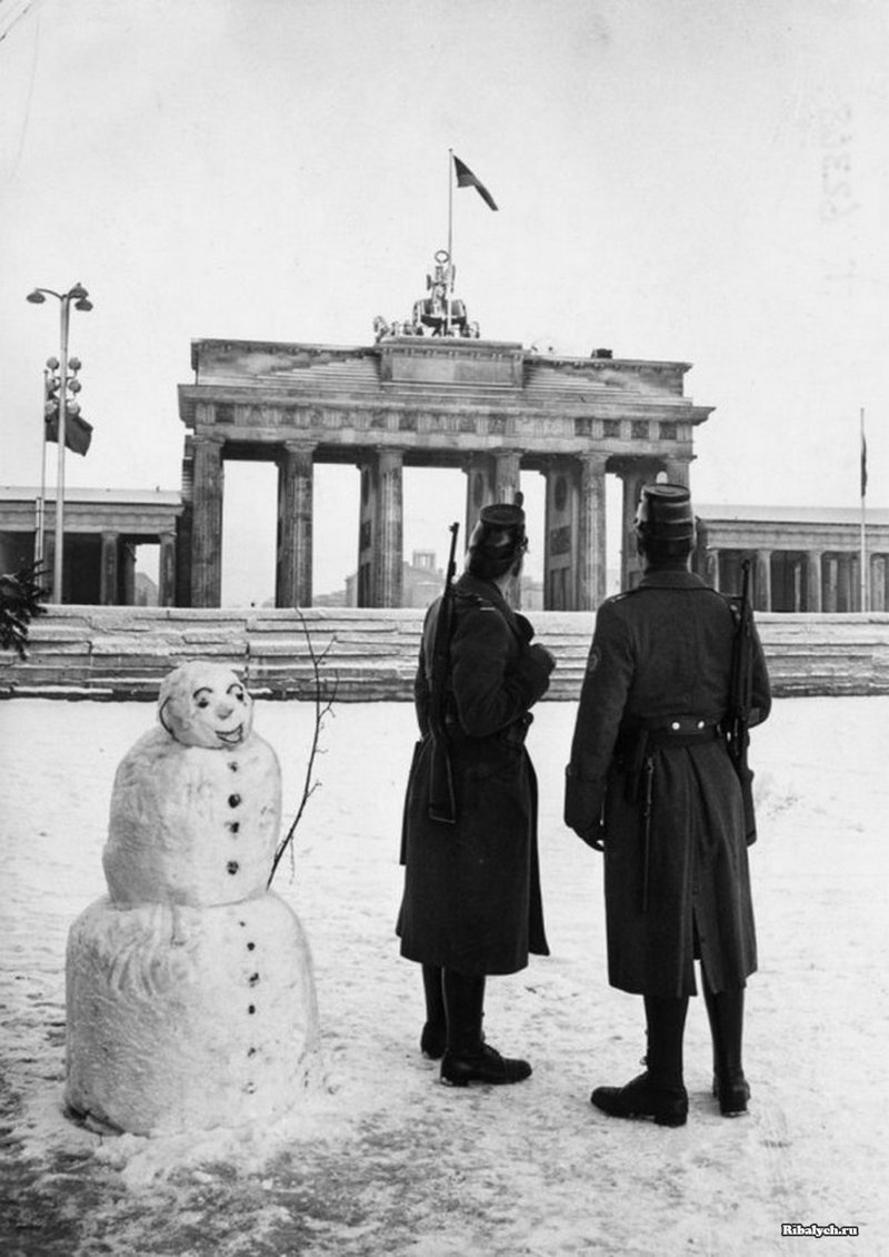 Западный Берлин, 25 декабря 1961 г. 