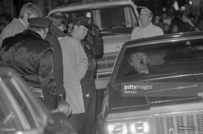 Мафиози Анджело Бруно, убитый выстрелом в голову из ружья, Филадельфия, 1980 год.