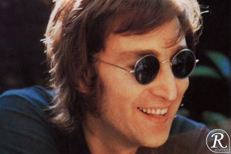 9 октября родился Джон Леннон