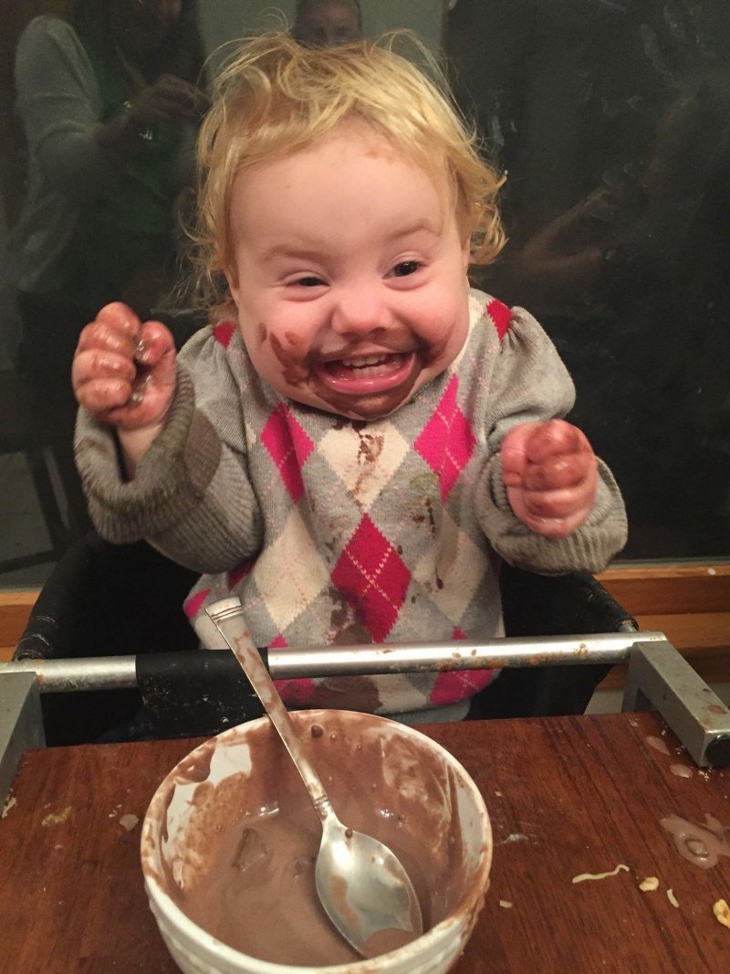 Реакция на шоколадное мороженое