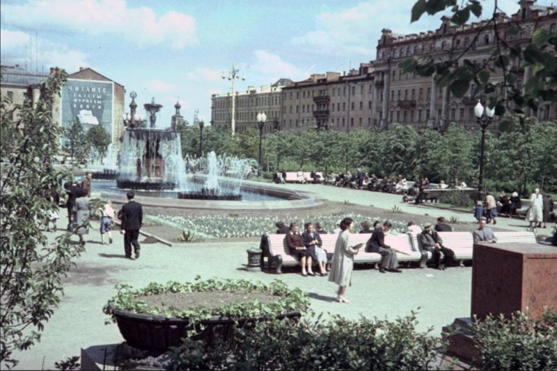 Москва, 1952 год. Здесь будет кинотеатр РОССИЯ