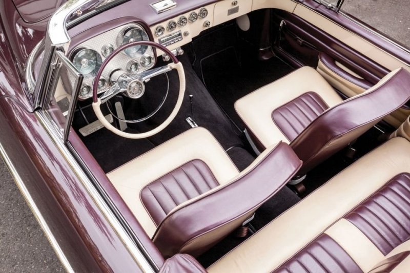 Dual-Ghia Convertible: автомобиль Френка Синатры и Рональда Рейгана