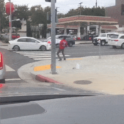 Парень знает свое дело