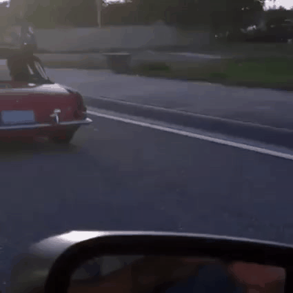 Подборка автомобильных гифок