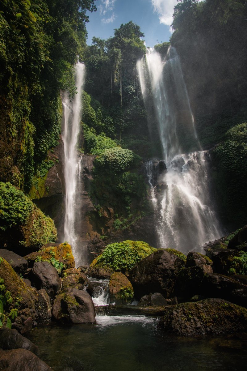 Водопад Секумпул, Бали, Индонезия