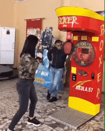 b0f82970f1afc43edeaebbf1d85a1927.gif