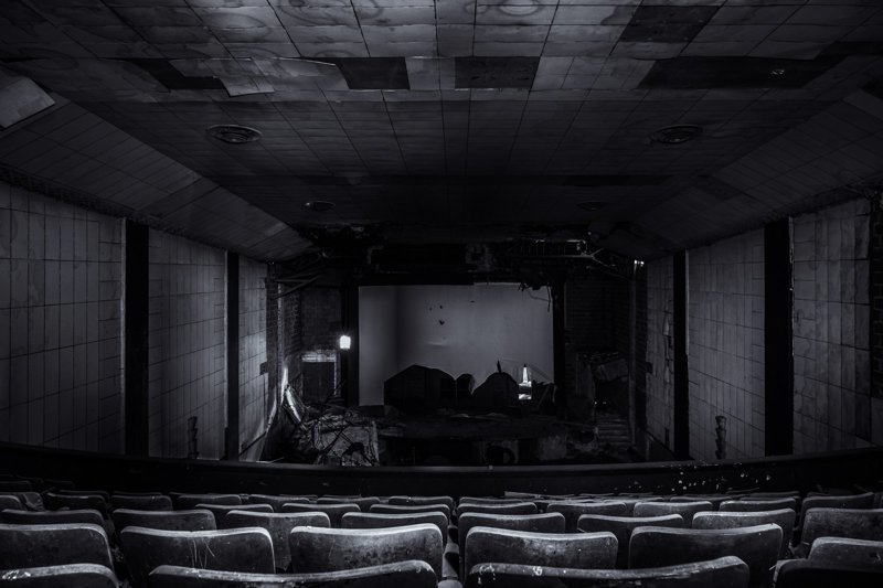 Кина не будет, или заброшенные кинотеатры
