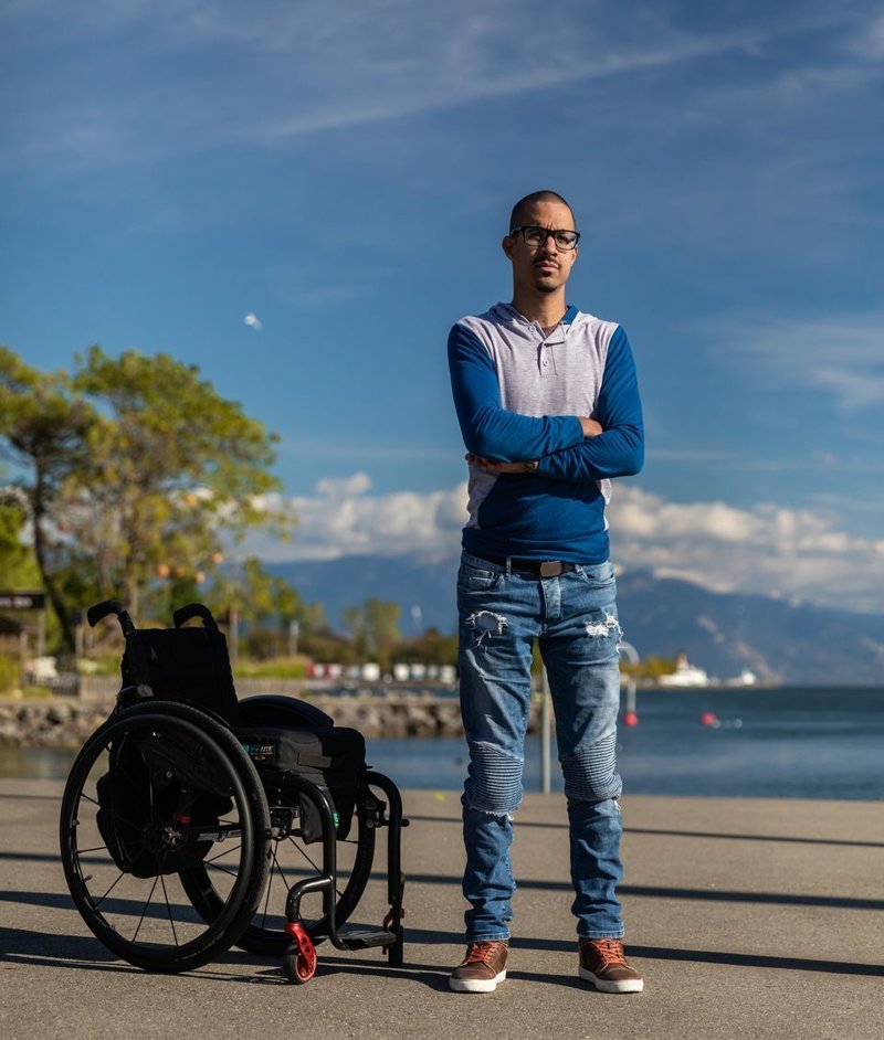 В Швейцарии ученые вернули трем паралитикам способность ходить
