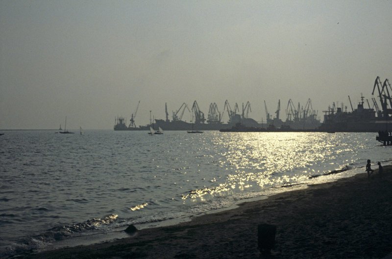 Новая нездоровая паранойя на Украине: аресты судов с моряками-россиянами