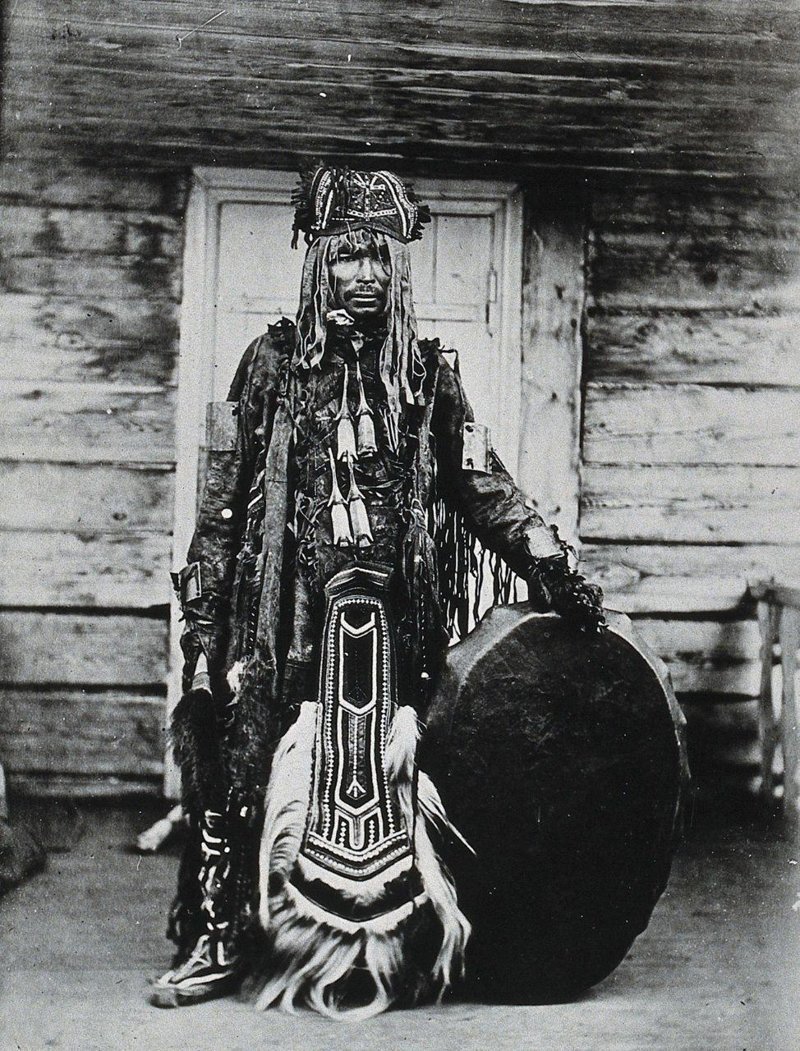 Фотографии сибирского шамана. Иркутская губерния, Российская империя, 1914 год. 