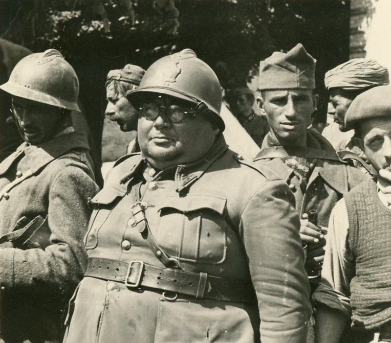 Пленные французские солдаты, 1940-й год.