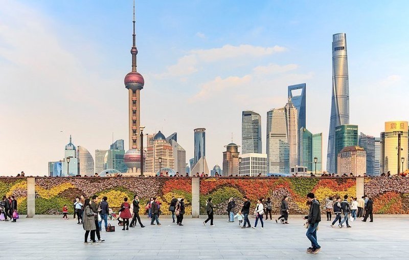 Телебашня "Восточная жемчужина" в Шанхае высотой 468 метров до 2007 года была самым высоким зданием в Китае