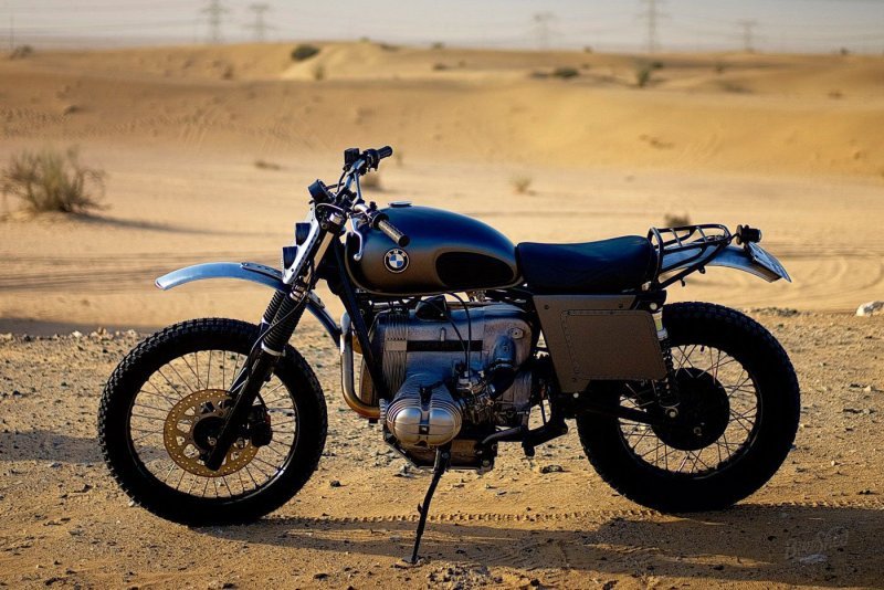 Кастомный мотоцикл BMW 1992 года для езды по песчаным дюнам