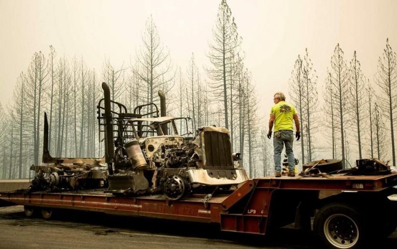 Автомобили, погибшие в калифорнийских пожарах