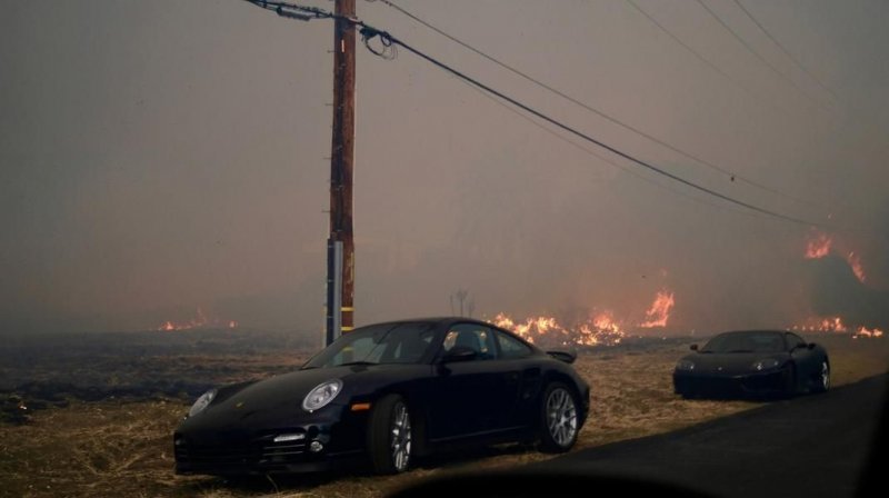 Автомобили, погибшие в калифорнийских пожарах