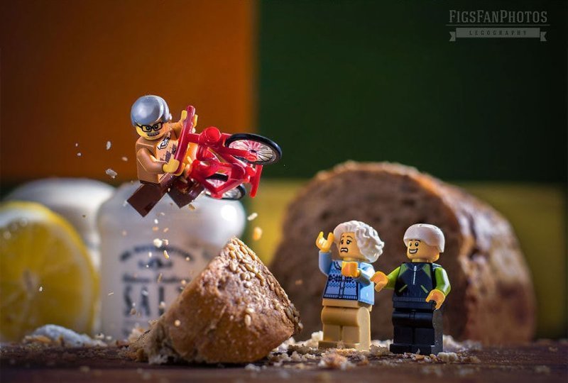 Фотограф снимает игрушки Lego и сам создаёт для них спецэффекты