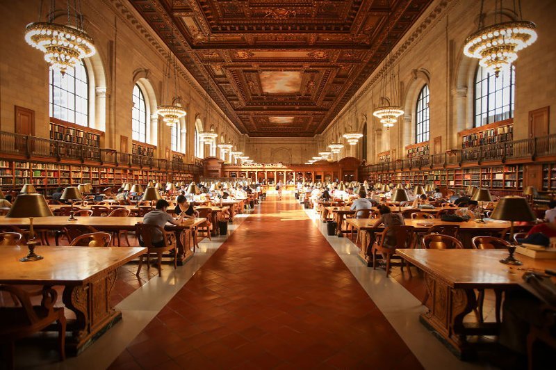 Нью-Йоркская публичная библиотека - Нью-Йорк, США