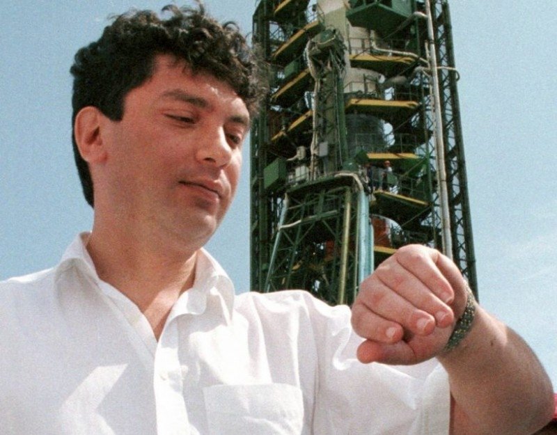 Борис Немцов, временно исполняющий обязанности вице-премьера РФ, август 1998 г.