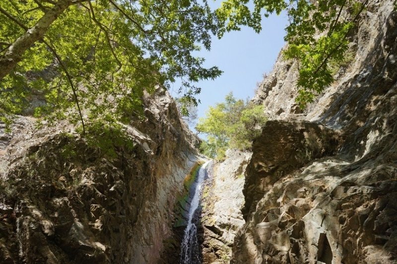 Горные водопады Кипра