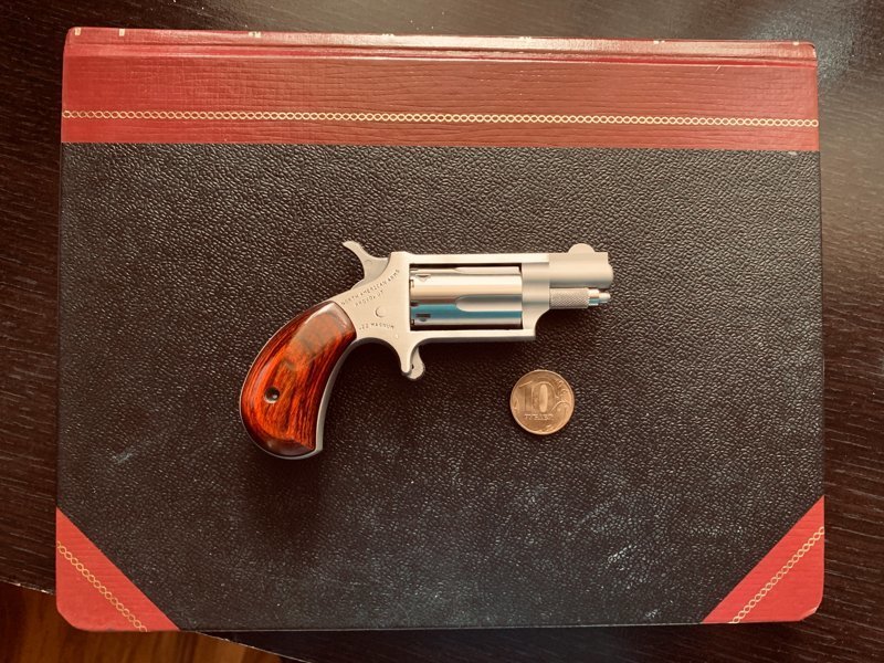 Игрушечный мини-револьвер - Игрушечные пистолеты в интернет-магазине Toys