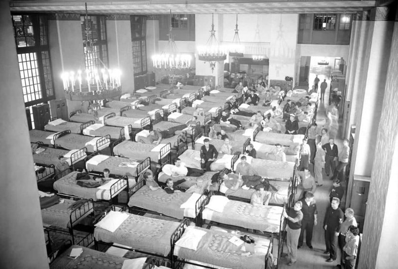Как блестящая ложь врачей спасла евреев от неминуемой смерти в 1943 году