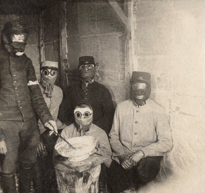 4. Подготовка к газовой атаке, Брас-Сюр-Маасе, Франция, 1915 год