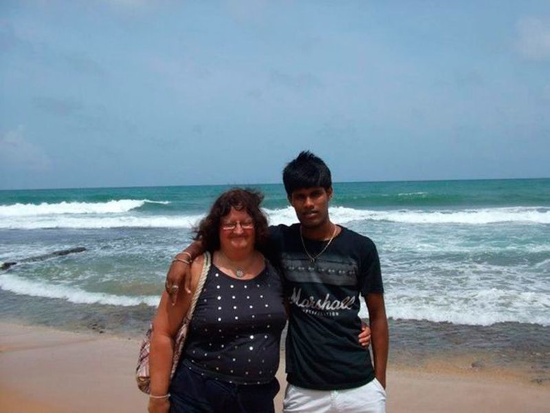 Пенсионерка из Британии «купила» себе жиголо из Шри-Ланки за $115 тыс, но его убили