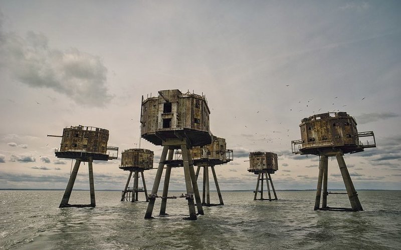 Заброшенные морские форты времен Второй мировой войны в эстуарии реки Темзы, снимок Марка Эвардса, признанный лучшим в категории "Английская история"