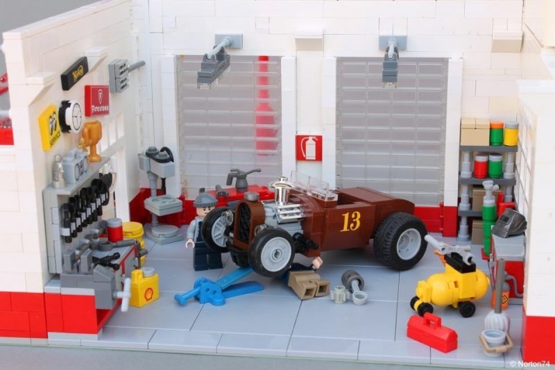 Коллекционный Bugatti, найденный в сарае - вот, что взрослый мужчина делает из Lego