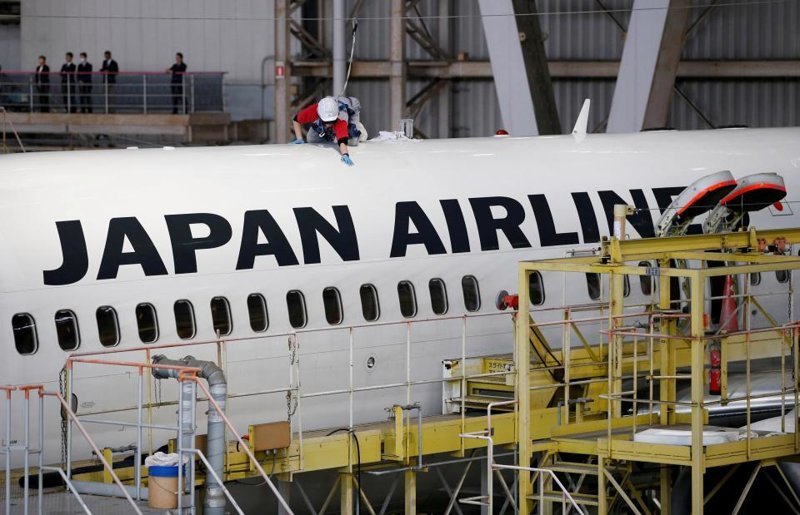 Японского летчика посадили в тюрьму за пьянство перед полетом