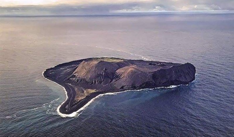 Остров Суртсей, Исландия