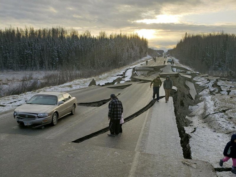 Последствие землетрясения в Аляске