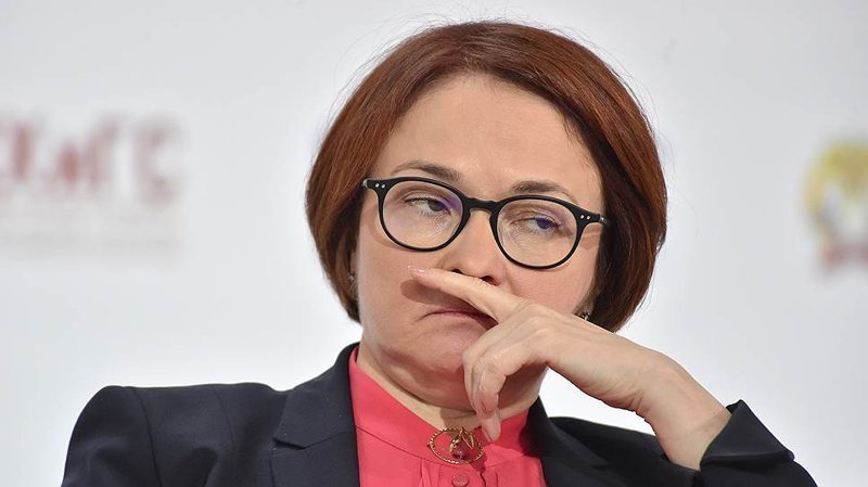 В апреле Набиуллина объяснила, почему пенсионеры бедны. Лера Кудрявцева собралась её побить...