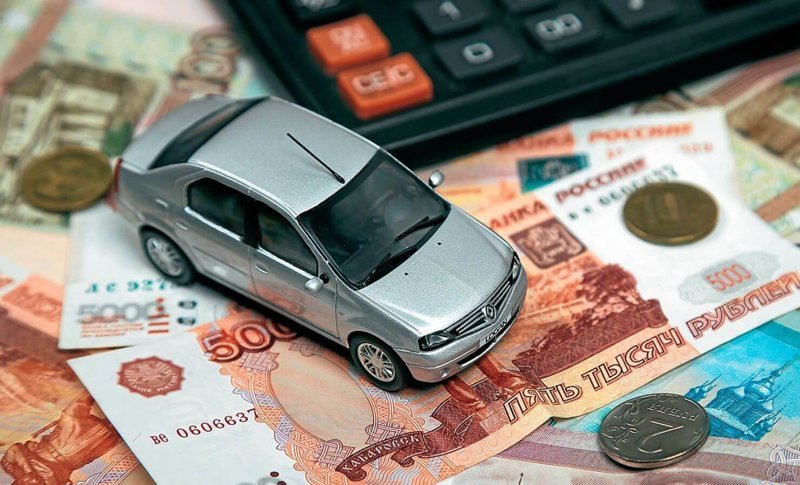 Депутат Госдумы вспомнил о народе, предложив отменить транспортный налог на старые авто