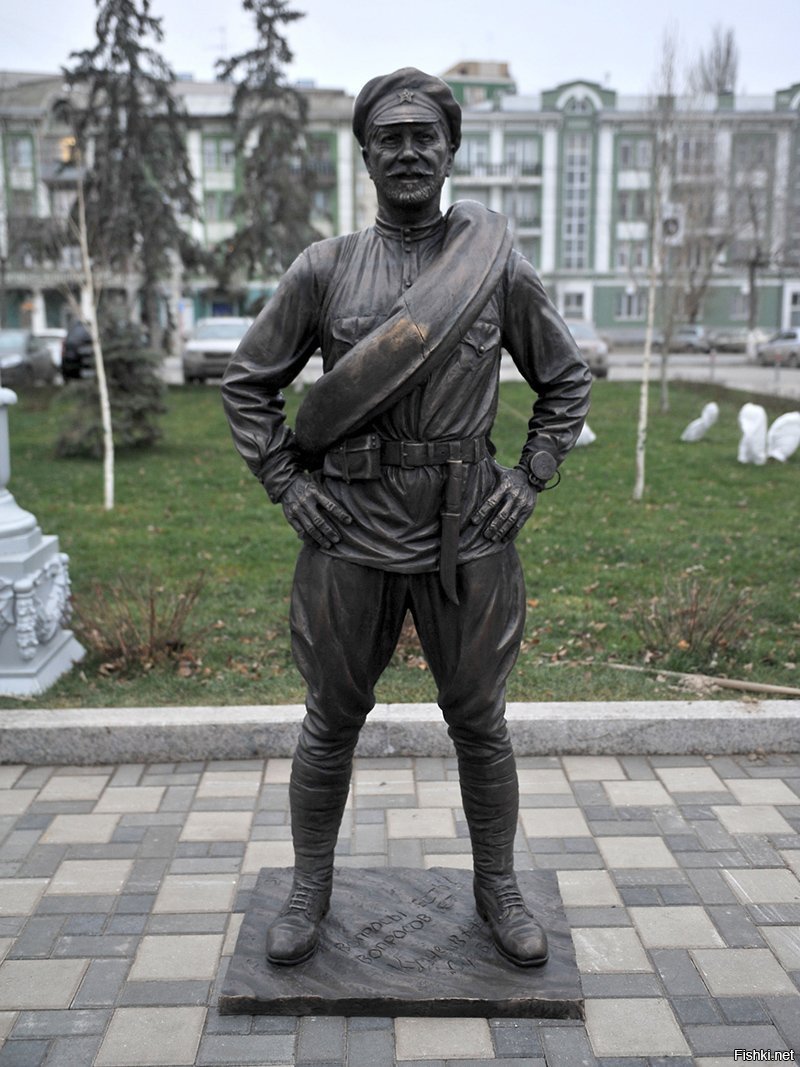 Памятник товарищу Сухову Самара
