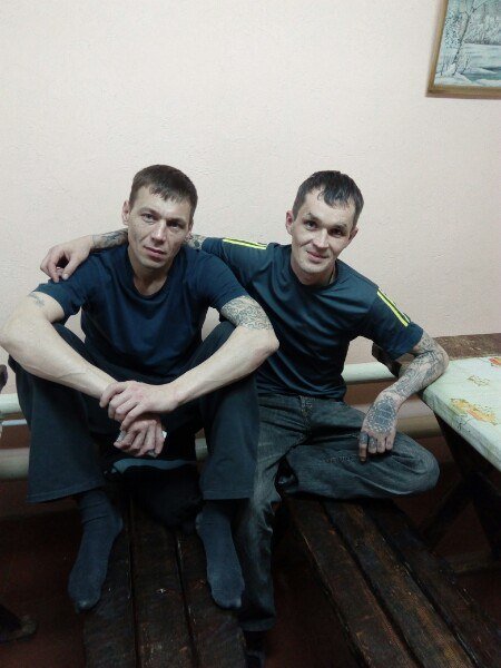 Вечер в хату: как живут заключенные в российских тюрьмах