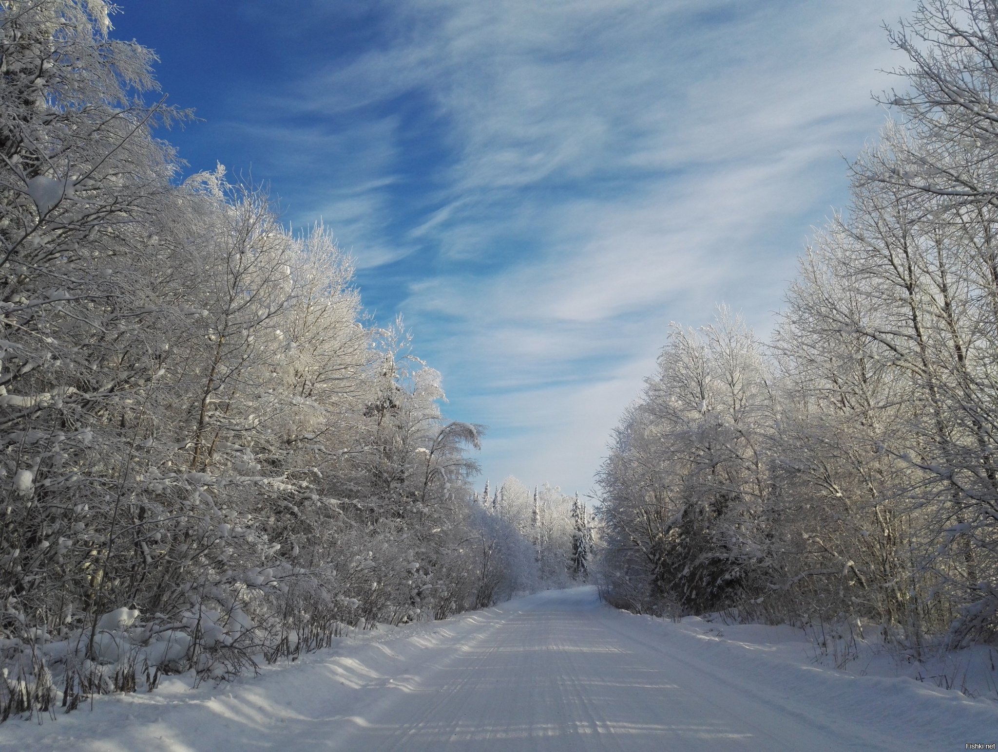 Зимняя дорога песни. Зимняя дорога. Загородная зимняя дорога. Сунтар зимой дорога. Зимний путь 2012.