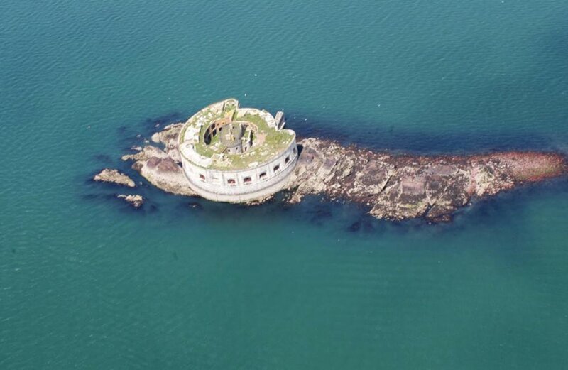 Британский форт на острове выставлен на продажу - добро пожаловать в музей 19 века!