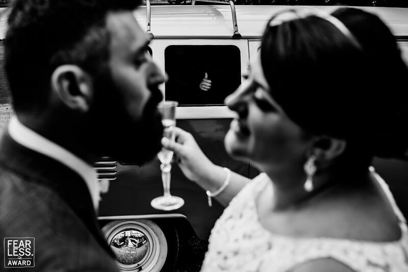 Лучшие свадебные фото 2018 с Fearless Awards - вот что бывает, когда вы хорошо заплатили фотографу