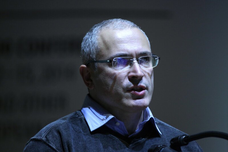 Ходорковский рассматривает детей как «расходный материал» для революции