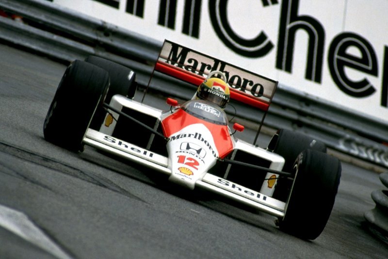 Эксклюзивный гиперкар McLaren посвятили первому титулу Айртона Сенны