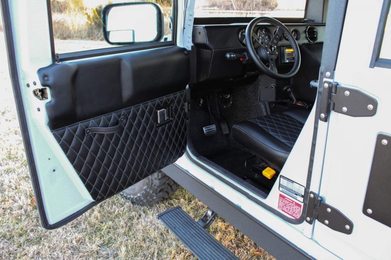 Классический стиль оригинального Hummer с современными технологиями от Mil-Spec