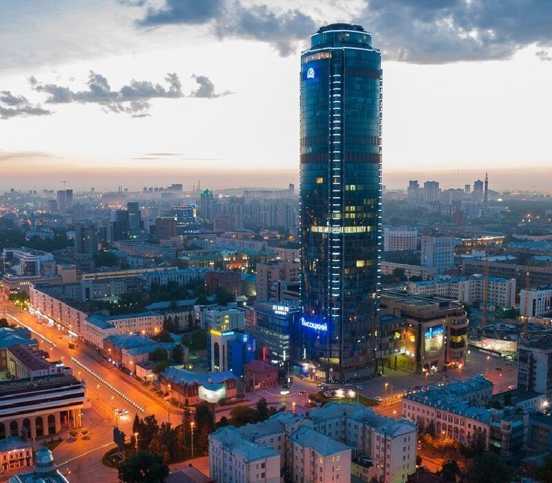 разобраться, чем высотки екатеринбурга фото прокурор топ-менеджер банка
