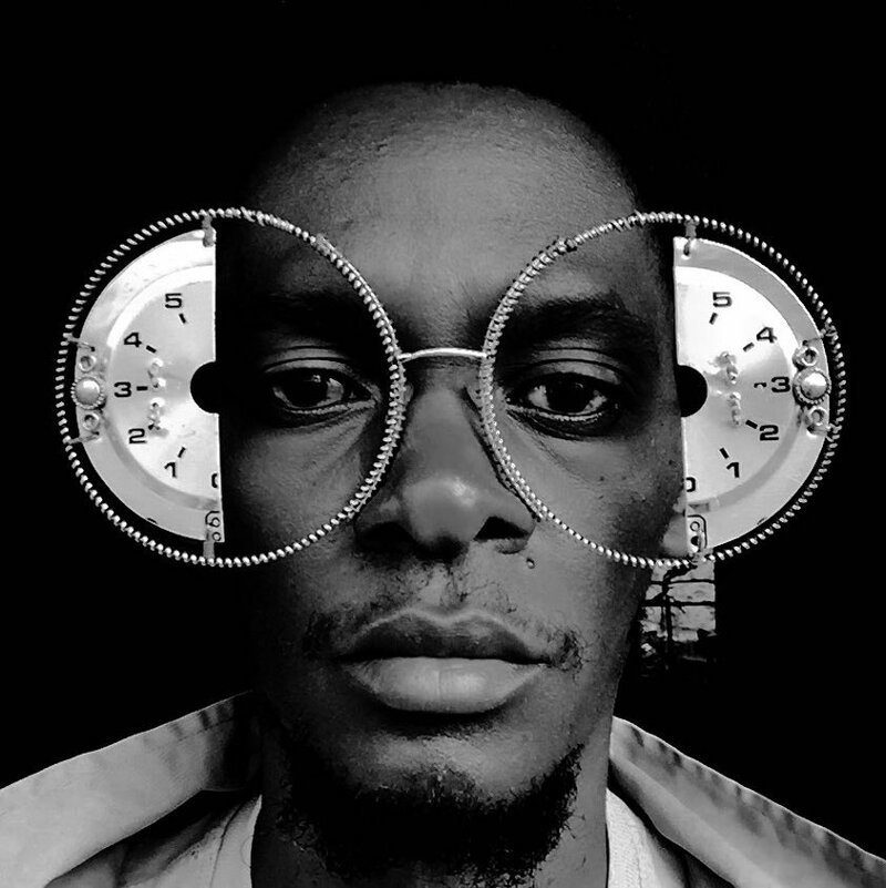 Афрофутурист из Кении предлагает взглянуть на мир через необычные очки