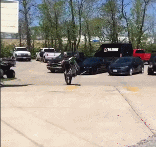 Подборка автомобильных гифок