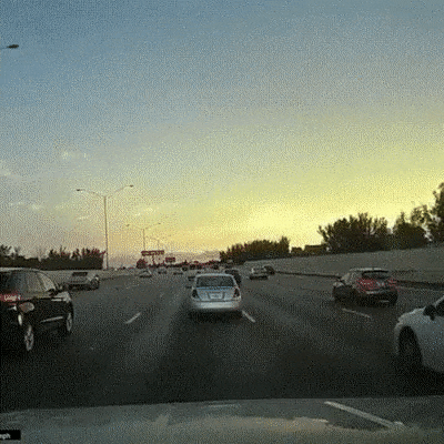 Подборка автомобильных гифок