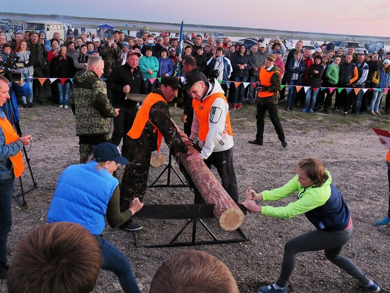 Новости усть цильма барахолка. Петровщина Усть-Цильма. Петровщина село Усть Цильма. Петровщина Усть Цильма костер. Петровщина Усть-Цильма 2022.